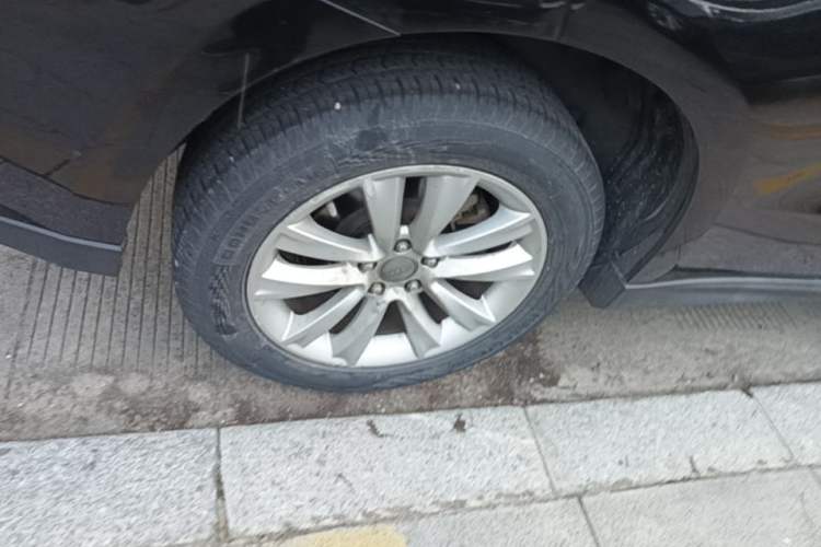 Used Haval H2 2016 Red-Label 1.5T Automatic Two-Wheel Drive Luxury Model Right Rear Wheel Hub