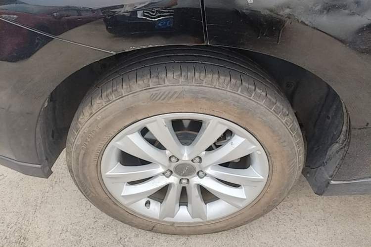 Used Haval H2 2016 Red-Label 1.5T Automatic Two-Wheel Drive Luxury Model Right Rear Wheel Hub
