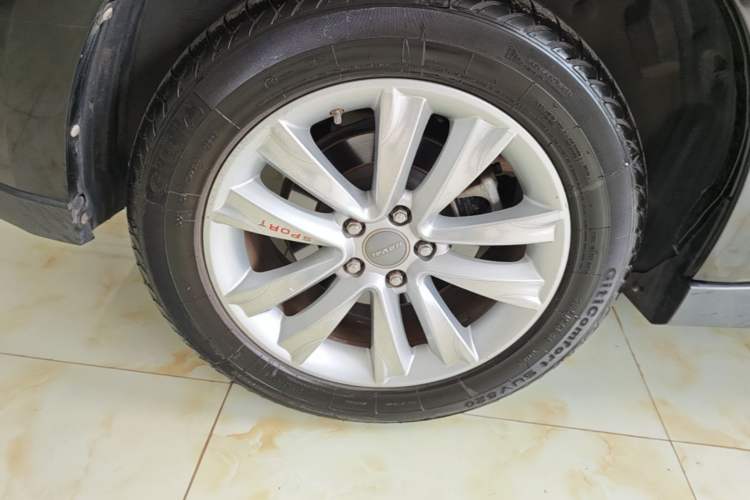 Used Haval H2 2016 Red-Label 1.5T Manual Two-Wheel Drive Luxury Model Right Rear Wheel Hub