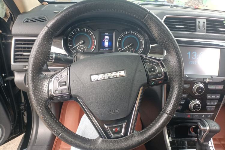Used Haval H2 2016 Red-Label 1.5T Automatic Two-Wheel Drive Luxury Model Steering Wheel