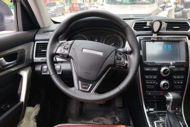 Used Haval H2 2016 Red-Label 1.5T Automatic Two-Wheel Drive Luxury Model Steering Wheel