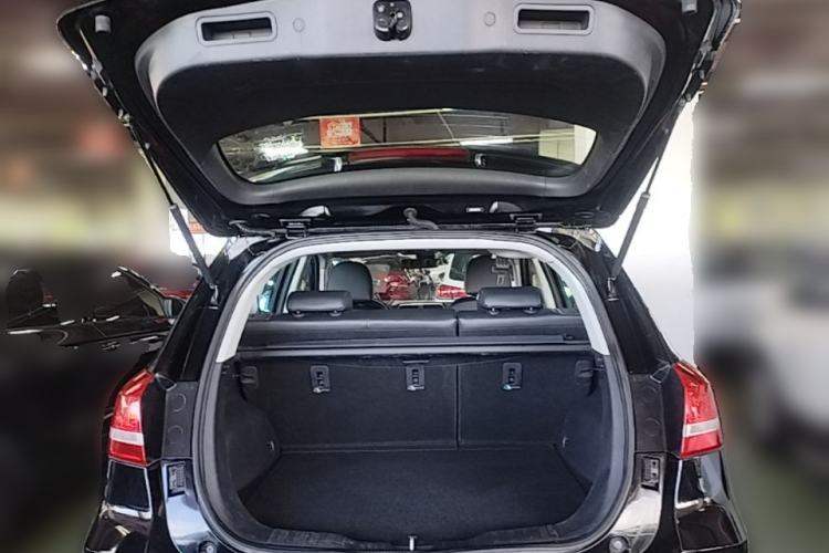 Used Haval H2 2016 Red Label 1.5T Automatic Two-Wheel Drive Elite Model Trunk