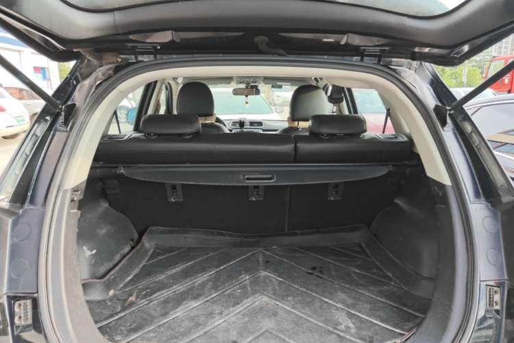 Used Haval H2 2016 Red-Label 1.5T Automatic Two-Wheel Drive Luxury Model Trunk