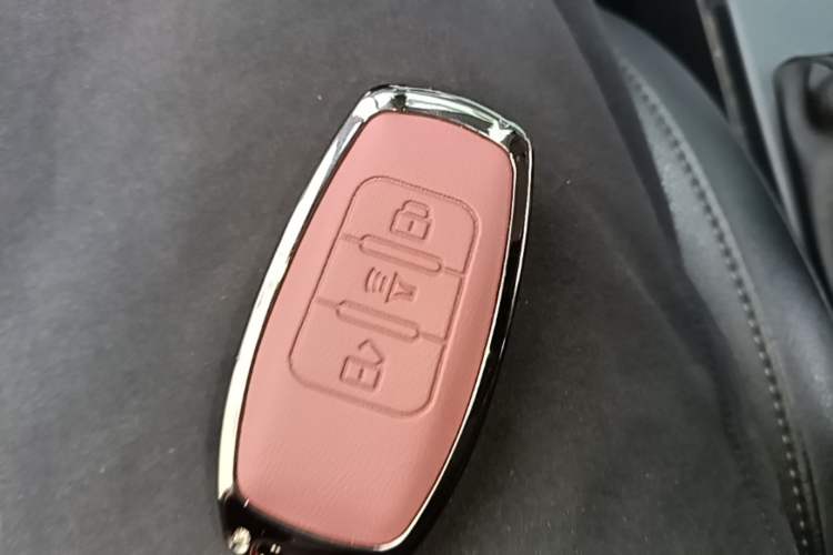 Used Haval H2 2016 Red Label 1.5T Automatic Two-Wheel Drive Elite Model Vehicle Key