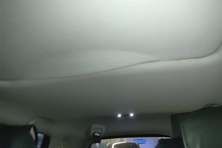 Used Haval H2 2016 Red Label 1.5T Automatic Two-Wheel Drive Prestige Model Headliner