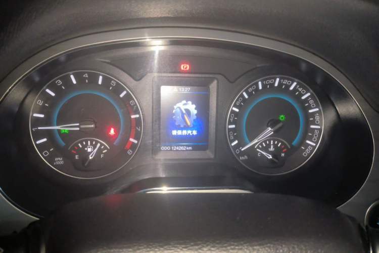 Used Haval H2 2016 Red-Label 1.5T Manual Two-Wheel Drive Luxury Model Instrument Cluster