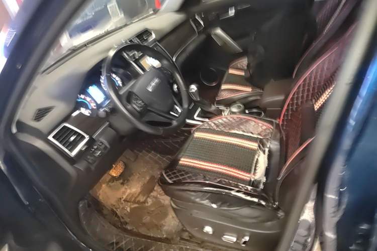 Used Haval H2 2016 Red Label 1.5T Automatic Two-Wheel Drive Prestige Model Left Front Seat