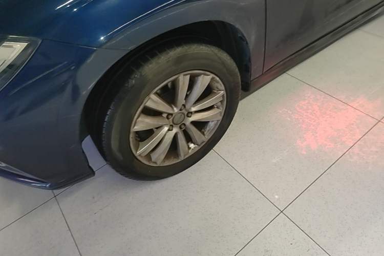 Used Haval H2 2016 Red Label 1.5T Automatic Two-Wheel Drive Prestige Model Left Front Wheel Hub