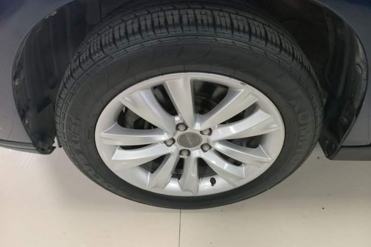 Used Haval H2 2016 Red-Label 1.5T Automatic Two-Wheel Drive Luxury Model Left Front Wheel Hub