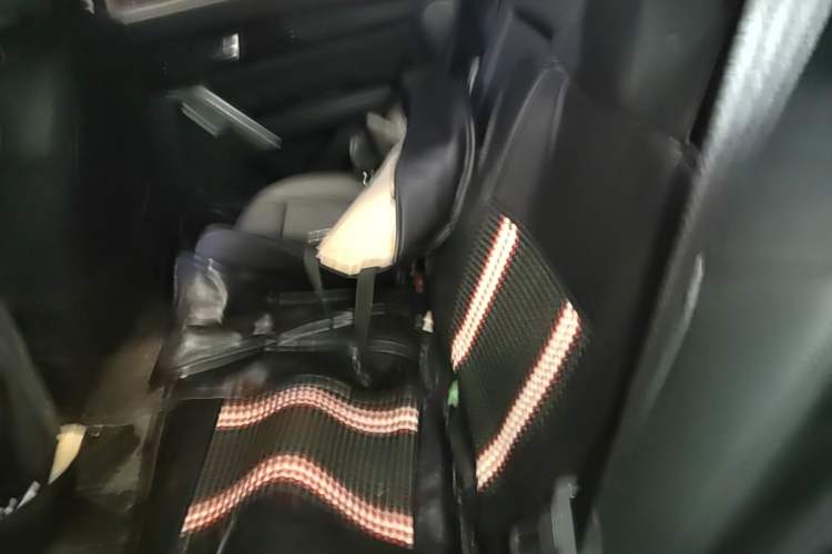 Used Haval H2 2016 Red Label 1.5T Automatic Two-Wheel Drive Prestige Model Left Rear Seat