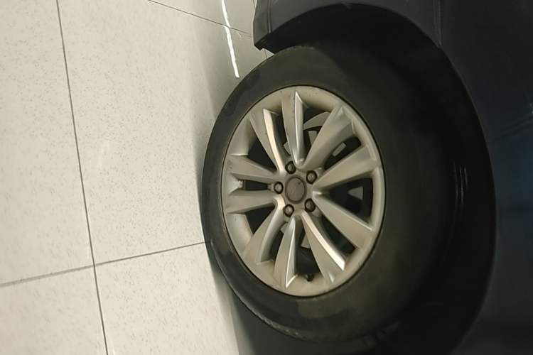 Used Haval H2 2016 Red Label 1.5T Automatic Two-Wheel Drive Prestige Model Right Rear Wheel Hub
