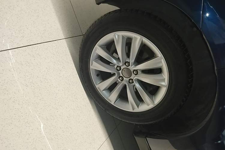 Used Haval H2 2016 Red Label 1.5T Automatic Two-Wheel Drive Prestige Model Right Rear Wheel Hub
