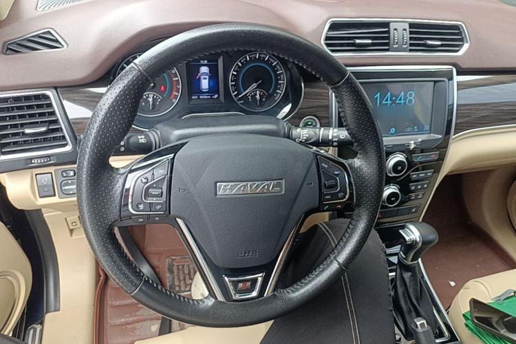 Used Haval H2 2016 Red Label 1.5T Automatic Two-Wheel Drive Elite Model Steering Wheel