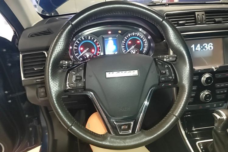 Used Haval H2 2016 Red Label 1.5T Automatic Two-Wheel Drive Prestige Model Steering Wheel