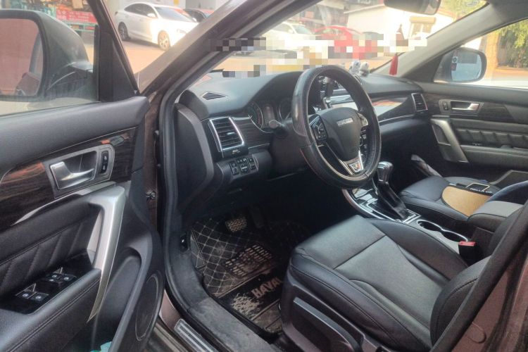 Used Haval H2 2016 Red-Label 1.5T Automatic Two-Wheel Drive Luxury Model Driver Seat