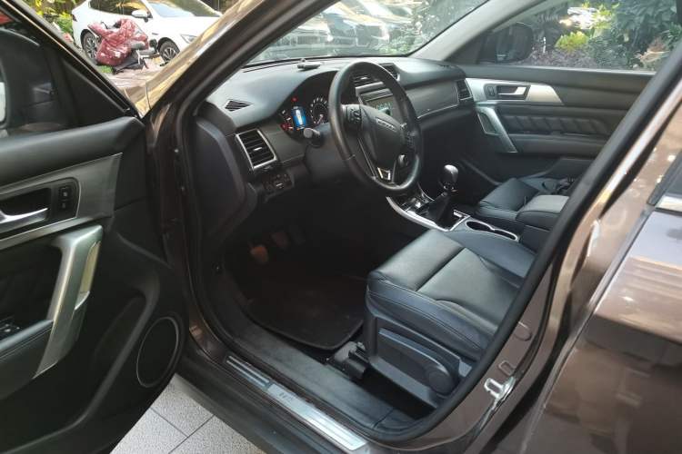 Used Haval H2 2016 Red-Label 1.5T Manual Two-Wheel Drive Luxury Model Driver Seat