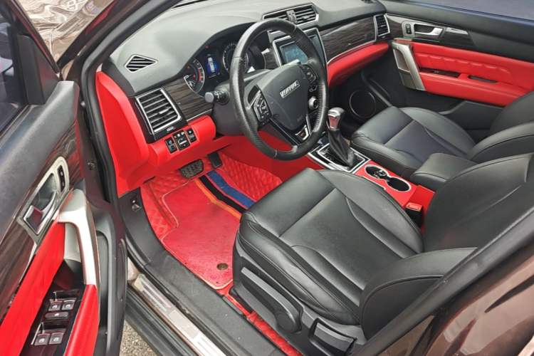 Used Haval H2 2016 Red-Label 1.5T Automatic Two-Wheel Drive Luxury Model Driver Seat