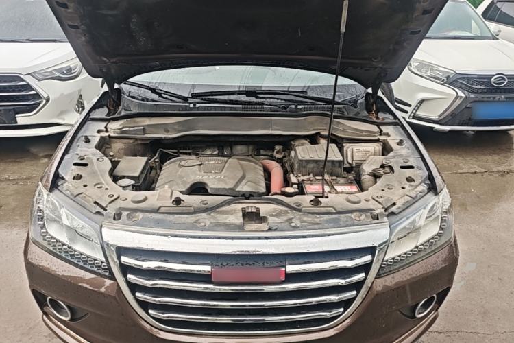Used Haval H2 2016 Red Label 1.5T Manual Two-Wheel Drive Elite Model Engine Bay