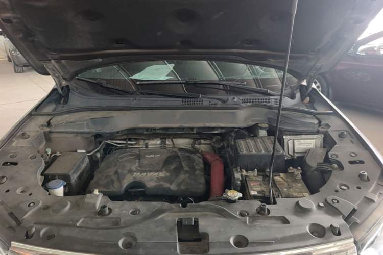 Used Haval H2 2016 Red-Label 1.5T Manual Two-Wheel Drive Luxury Model Engine Bay