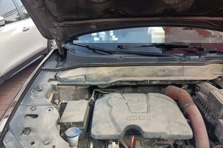 Used Haval H2 2016 Red-Label 1.5T Automatic Two-Wheel Drive Luxury Model Engine Bay Right