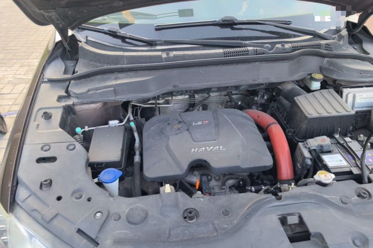 Used Haval H2 2016 Red-Label 1.5T Manual Two-Wheel Drive Luxury Model Engine Bay Right