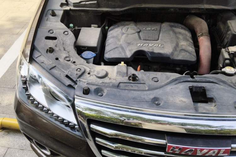 Used Haval H2 2016 Red-Label 1.5T Automatic Two-Wheel Drive Luxury Model Engine Bay Right