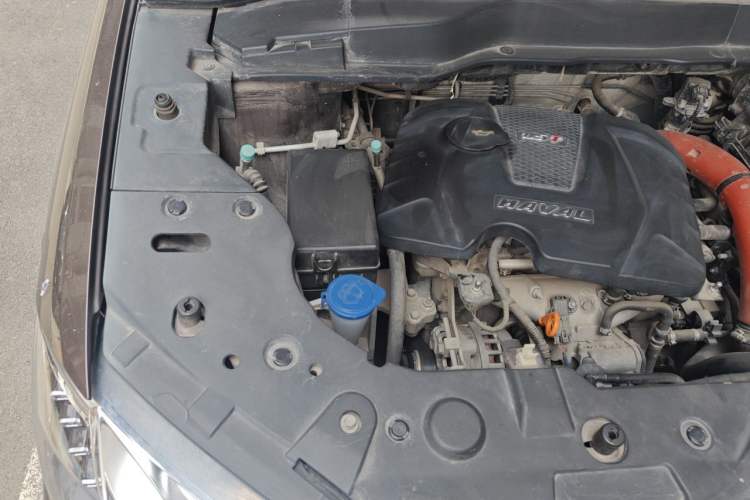 Used Haval H2 2016 Red-Label 1.5T Manual Two-Wheel Drive Luxury Model Engine Bay Right