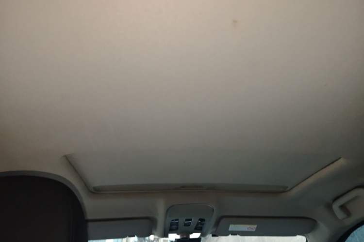 Used Haval H2 2016 Red Label 1.5T Automatic Two-Wheel Drive Elite Model Headliner
