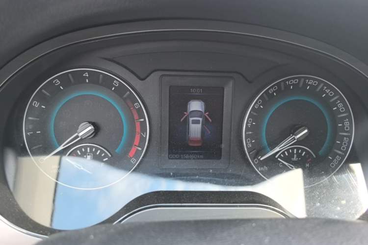 Used Haval H2 2016 Red-Label 1.5T Manual Two-Wheel Drive Luxury Model Instrument Cluster