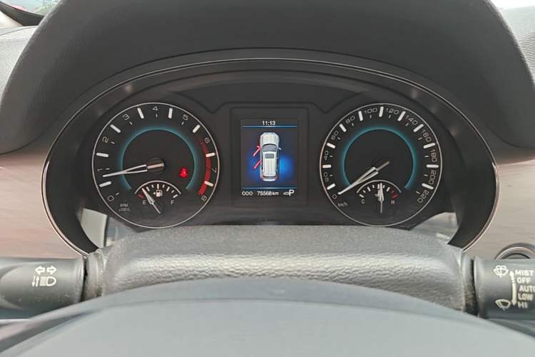 Used Haval H2 2016 Red Label 1.5T Automatic Two-Wheel Drive Prestige Model Instrument Cluster