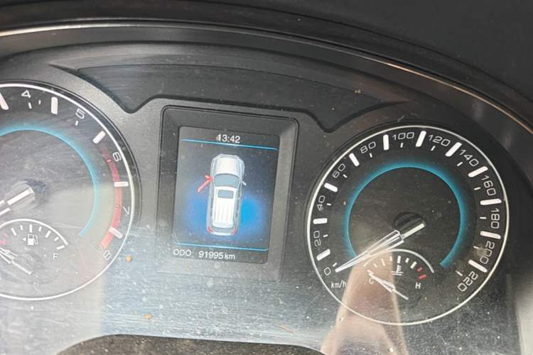 Used Haval H2 2016 Red Label 1.5T Manual Two-Wheel Drive Elite Model Instrument Cluster