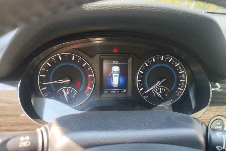 Used Haval H2 2016 Red-Label 1.5T Automatic Two-Wheel Drive Luxury Model Instrument Cluster