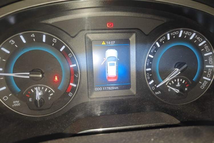 Used Haval H2 2016 Red Label 1.5T Manual Two-Wheel Drive Elite Model Instrument Cluster
