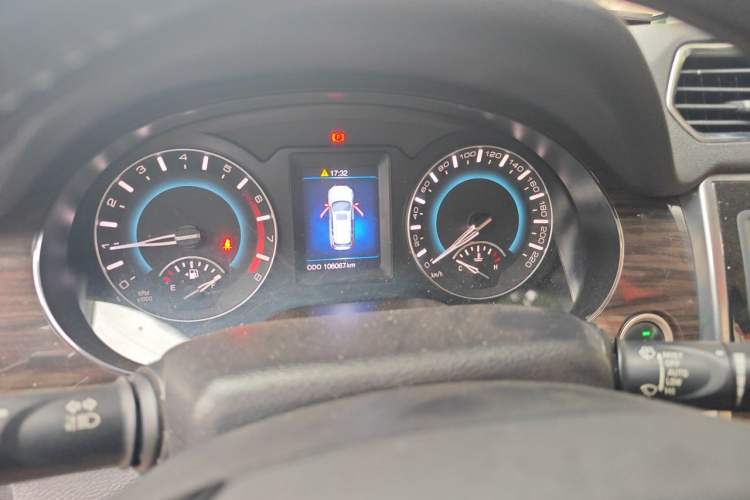 Used Haval H2 2016 Red-Label 1.5T Manual Two-Wheel Drive Luxury Model Instrument Cluster
