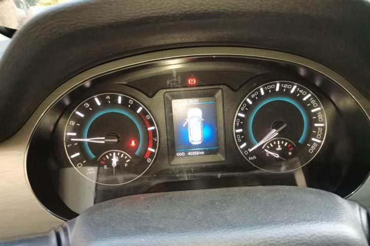 Used Haval H2 2016 Red-Label 1.5T Manual Two-Wheel Drive Luxury Model Instrument Cluster