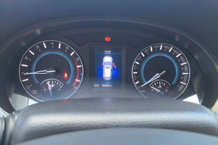 Used Haval H2 2016 Red-Label 1.5T Manual Two-Wheel Drive Luxury Model Instrument Cluster