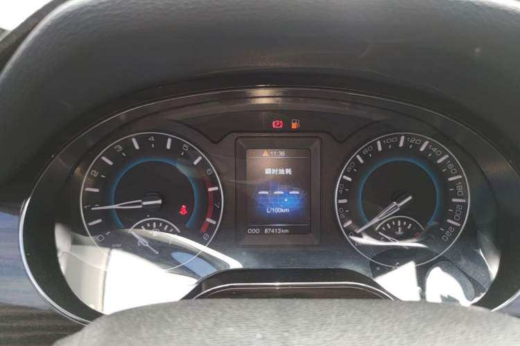 Used Haval H2 2016 Red Label 1.5T Manual Two-Wheel Drive Prestige Model Instrument Cluster