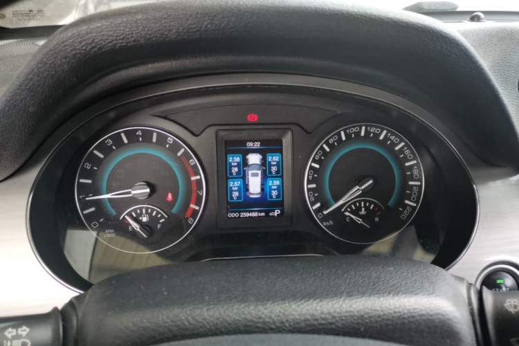 Used Haval H2 2016 Red-Label 1.5T Automatic Two-Wheel Drive Luxury Model Instrument Cluster