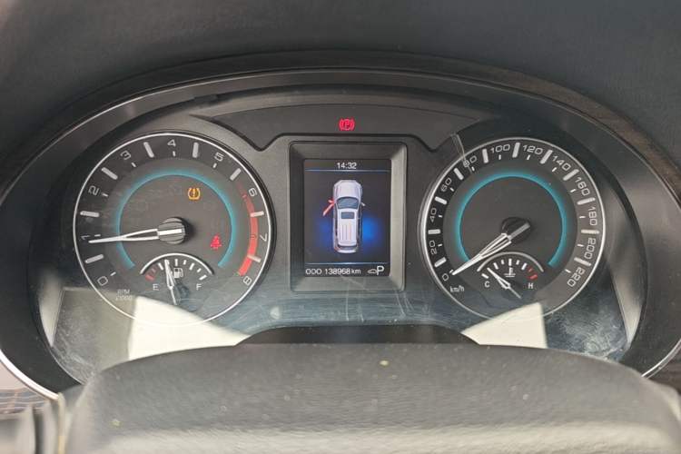 Used Haval H2 2016 Red-Label 1.5T Automatic Two-Wheel Drive Luxury Model Instrument Cluster