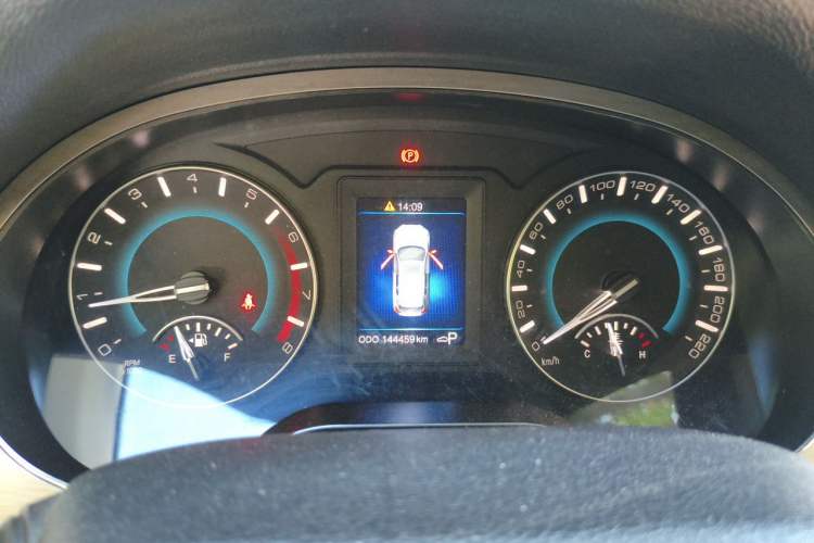 Used Haval H2 2016 Red-Label 1.5T Automatic Two-Wheel Drive Luxury Model Instrument Cluster