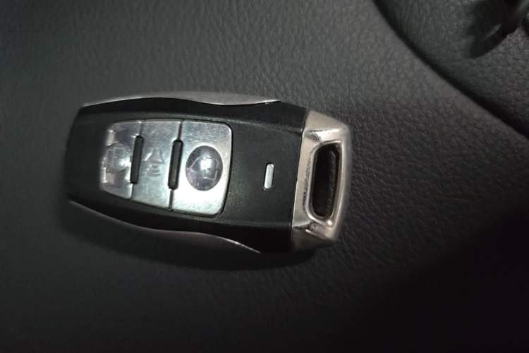 Used Haval H2 2016 Red-Label 1.5T Automatic Two-Wheel Drive Luxury Model Interior 1