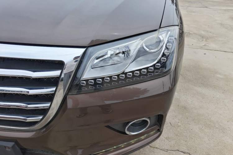 Used Haval H2 2016 Red-Label 1.5T Automatic Two-Wheel Drive Luxury Model Left Front Headlight
