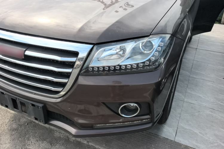 Used Haval H2 2016 Red-Label 1.5T Manual Two-Wheel Drive Luxury Model Left Front Headlight