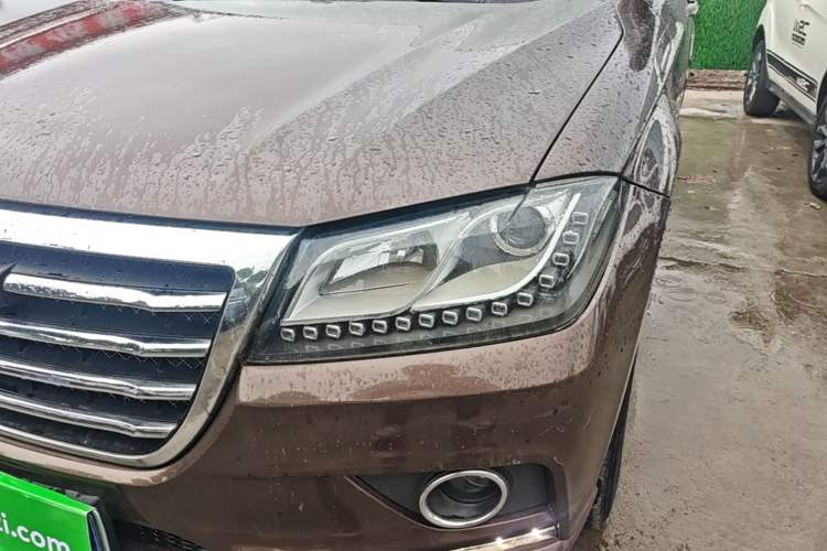 Used Haval H2 2016 Red Label 1.5T Manual Two-Wheel Drive Elite Model Left Front Headlight