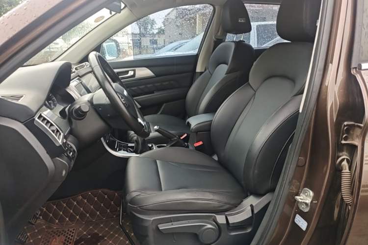 Used Haval H2 2016 Red Label 1.5T Manual Two-Wheel Drive Elite Model Left Front Seat