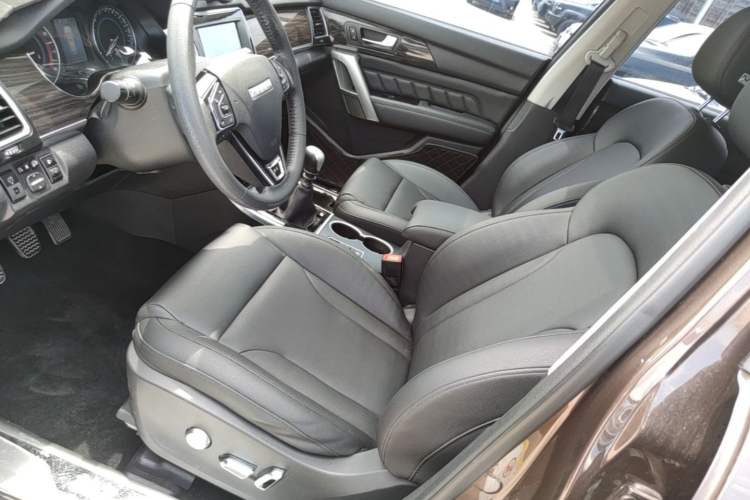 Used Haval H2 2016 Red Label 1.5T Manual Two-Wheel Drive Prestige Model Left Front Seat