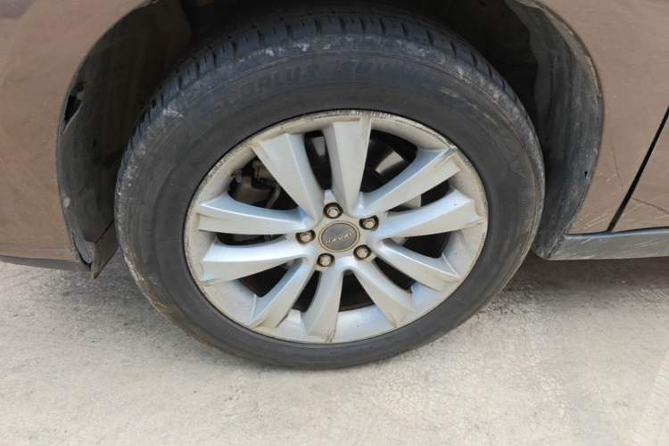 Used Haval H2 2016 Red Label 1.5T Automatic Two-Wheel Drive Elite Model Left Front Wheel Hub