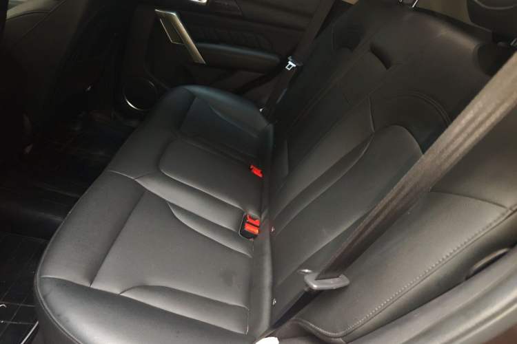 Used Haval H2 2016 Red Label 1.5T Automatic Two-Wheel Drive Elite Model Left Rear Seat