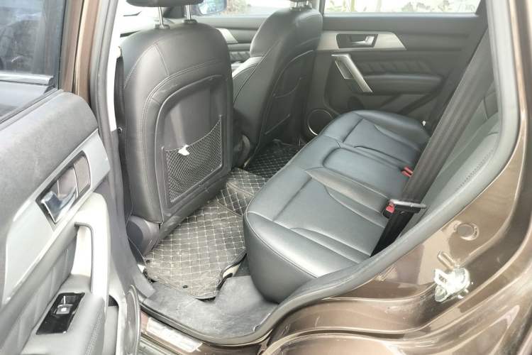 Used Haval H2 2016 Red-Label 1.5T Automatic Two-Wheel Drive Luxury Model Left Rear Seat