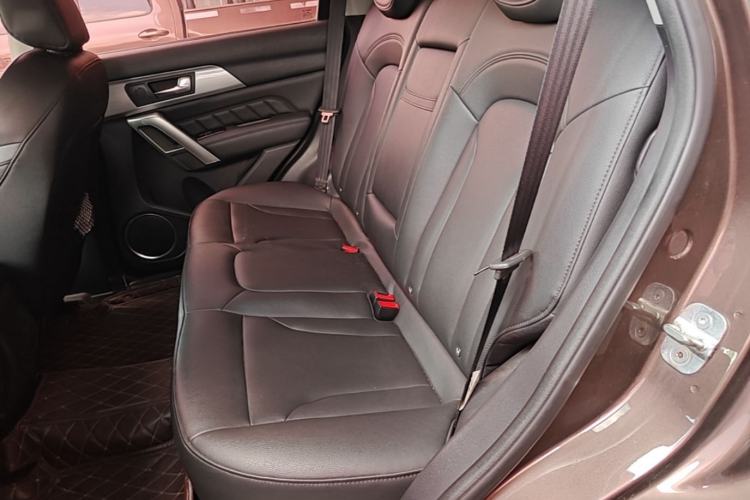 Used Haval H2 2016 Red Label 1.5T Automatic Two-Wheel Drive Prestige Model Left Rear Seat